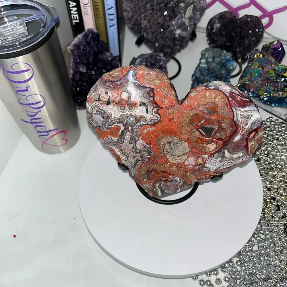 Red Mexican Lace Agate Heart w/holder - MXREDLCEAGTHRT-002 Approx 6.50” width - Picture 8 of 11